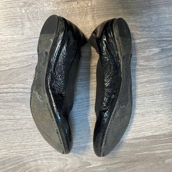 Tory burch black flats size 7 1/2 - Picture 2 of 3